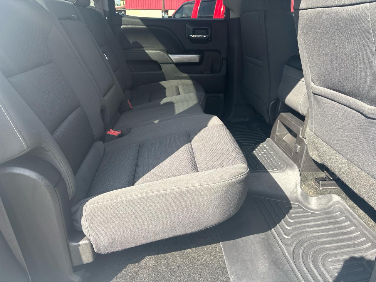 Chevrolet Silverado 1500 4WD Crew Cab 143.5" LT w/1LT 2017