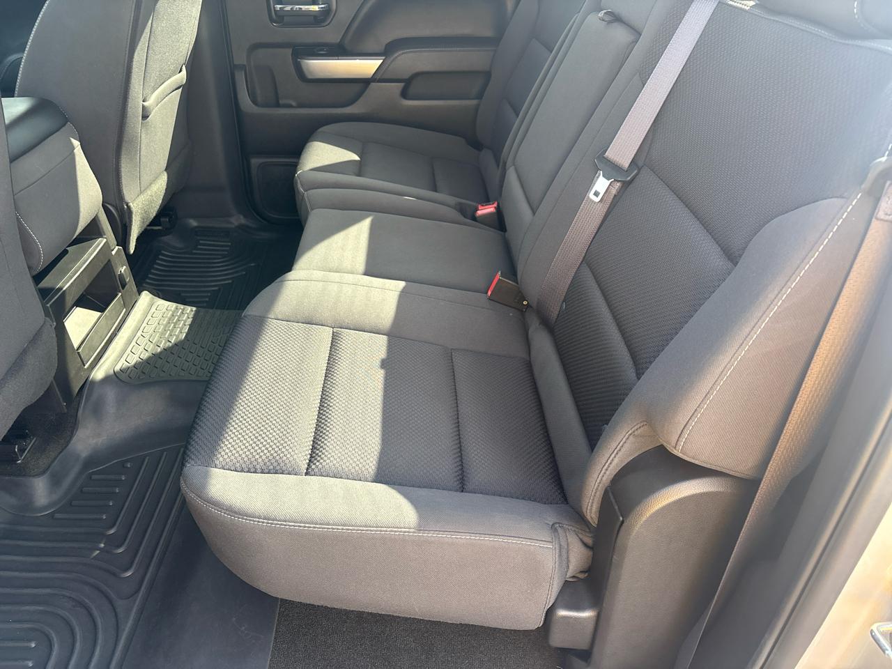 Chevrolet Silverado 1500 4WD Crew Cab 143.5" LT w/1LT 2017