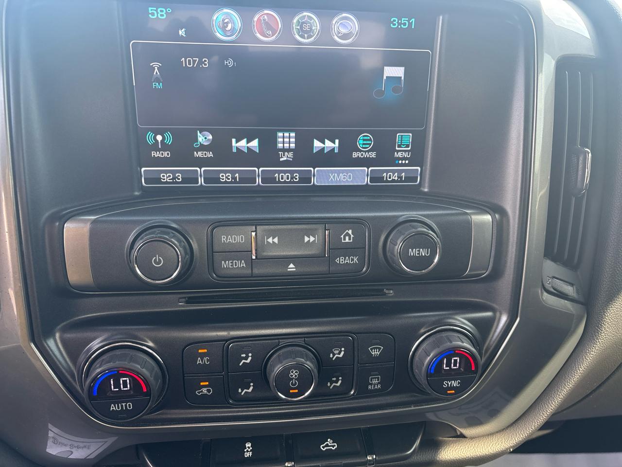 Chevrolet Silverado 1500 4WD Crew Cab 143.5" LT w/1LT 2017