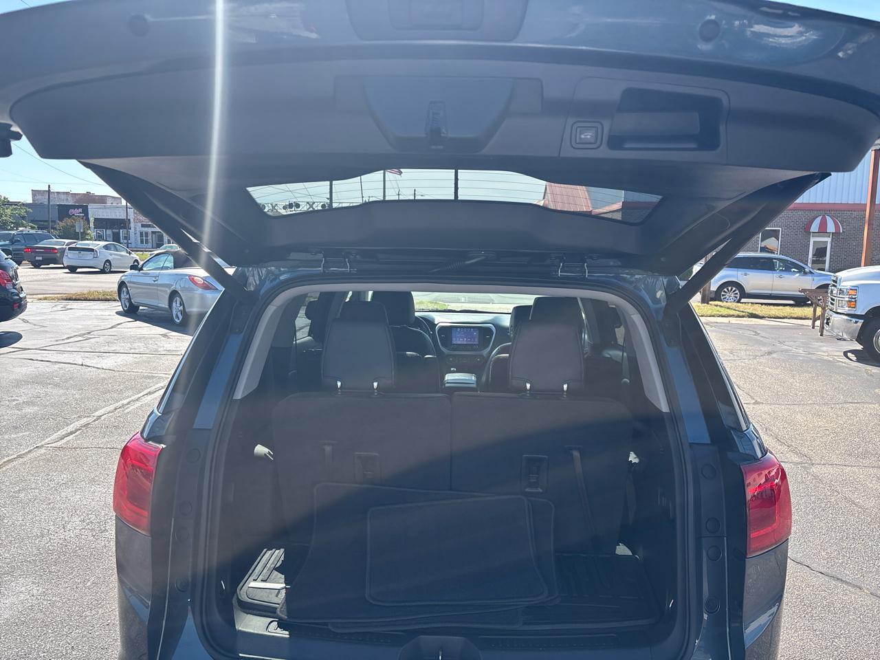GMC Acadia AWD 4dr SLT w/SLT-1 2019
