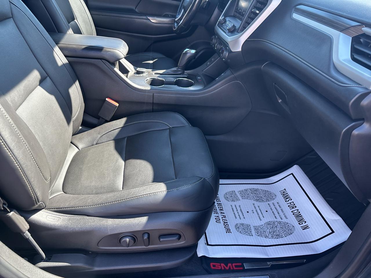 GMC Acadia AWD 4dr SLT w/SLT-1 2019