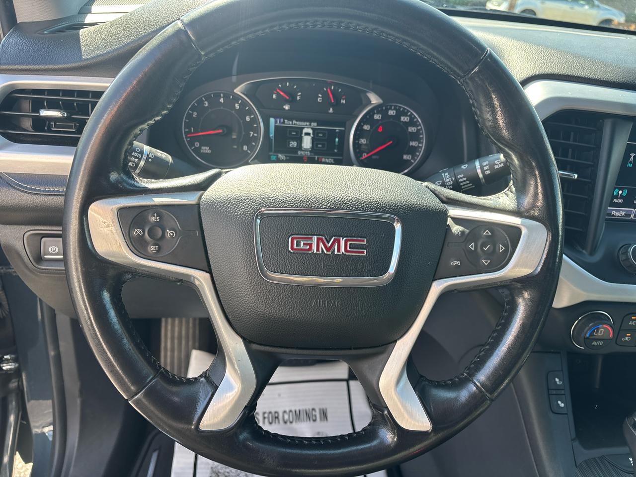 GMC Acadia AWD 4dr SLT w/SLT-1 2019