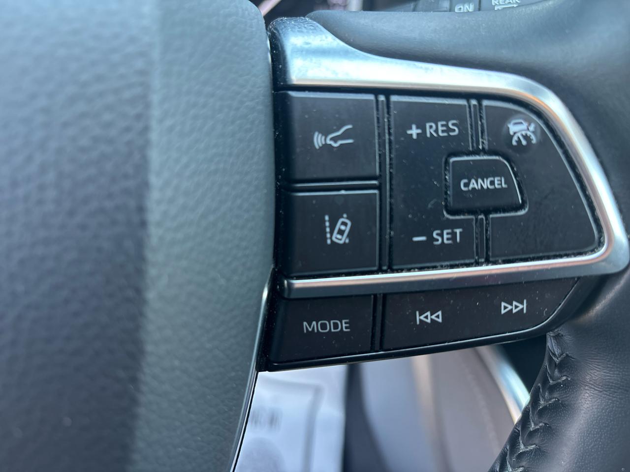 Toyota Highlander Platinum AWD (Natl) 2021