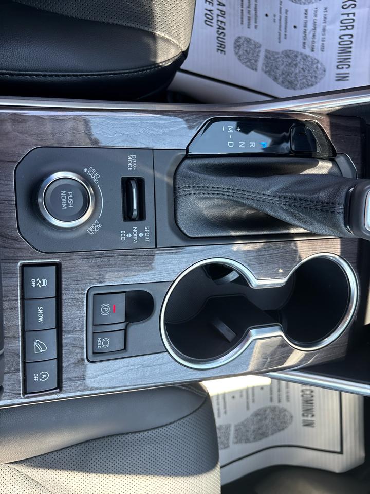 Toyota Highlander Platinum AWD (Natl) 2021