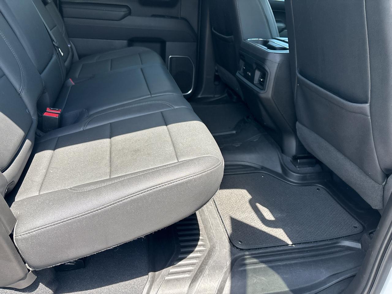 Chevrolet Silverado 1500 4WD Crew Cab 147" RST 2023