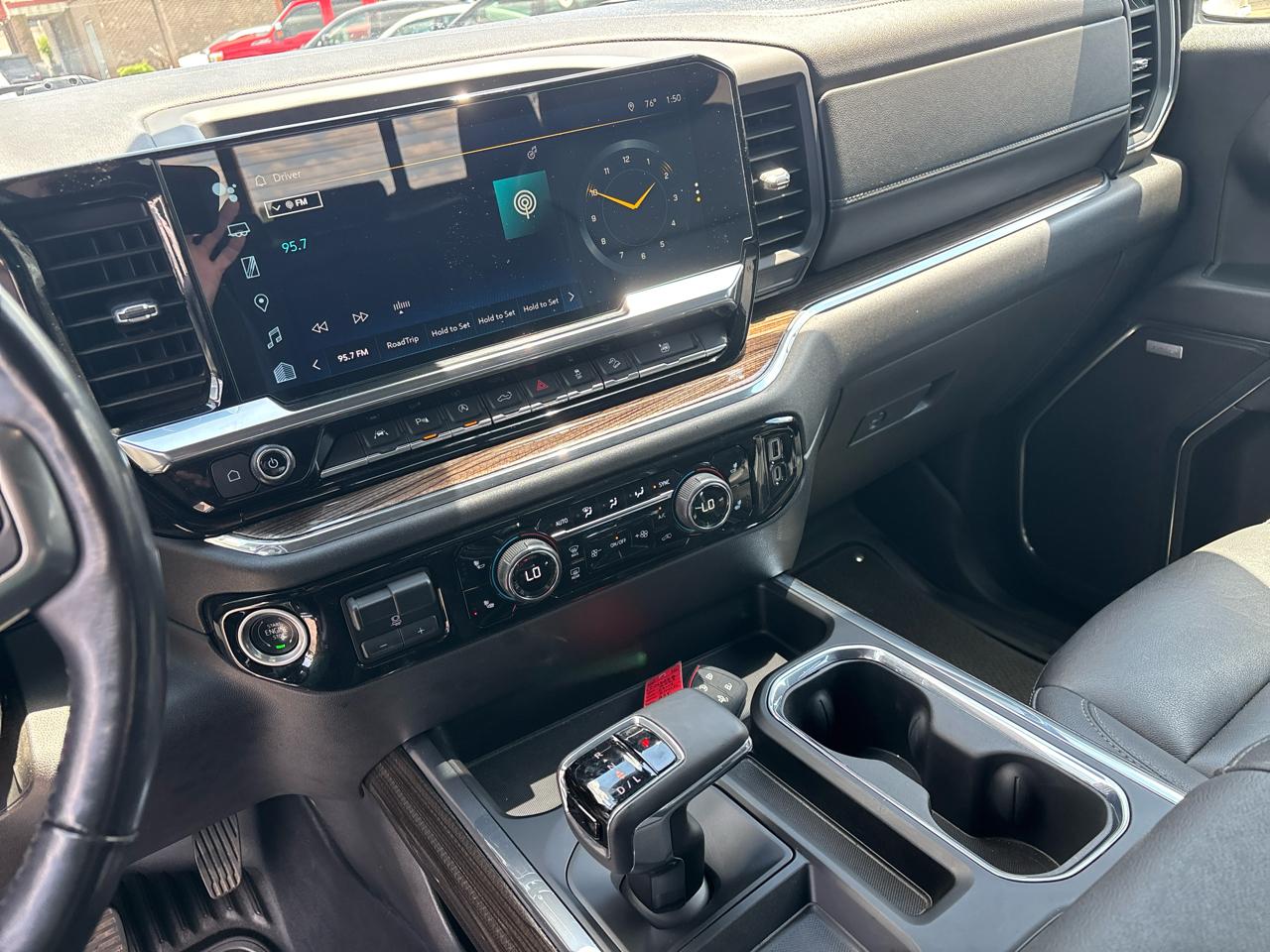 Chevrolet Silverado 1500 4WD Crew Cab 147" RST 2023