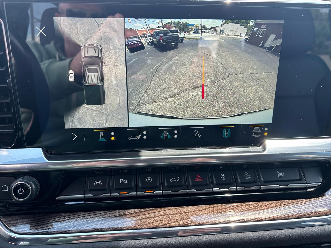 Chevrolet Silverado 1500 4WD Crew Cab 147" RST 2023