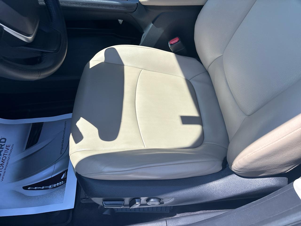 Toyota Sienna XLE FWD 2022