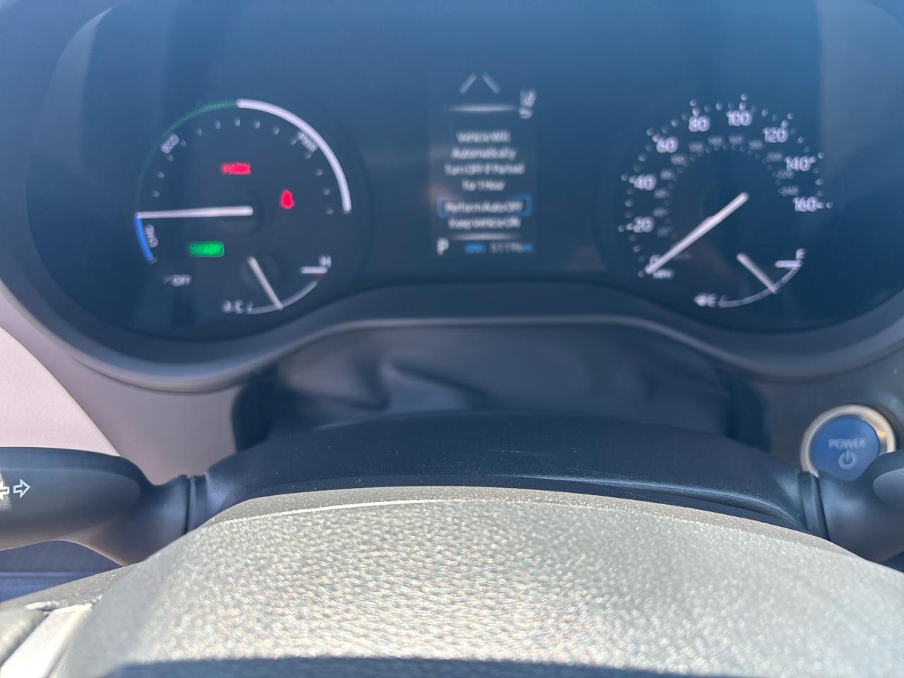 Toyota Sienna XLE FWD 2022
