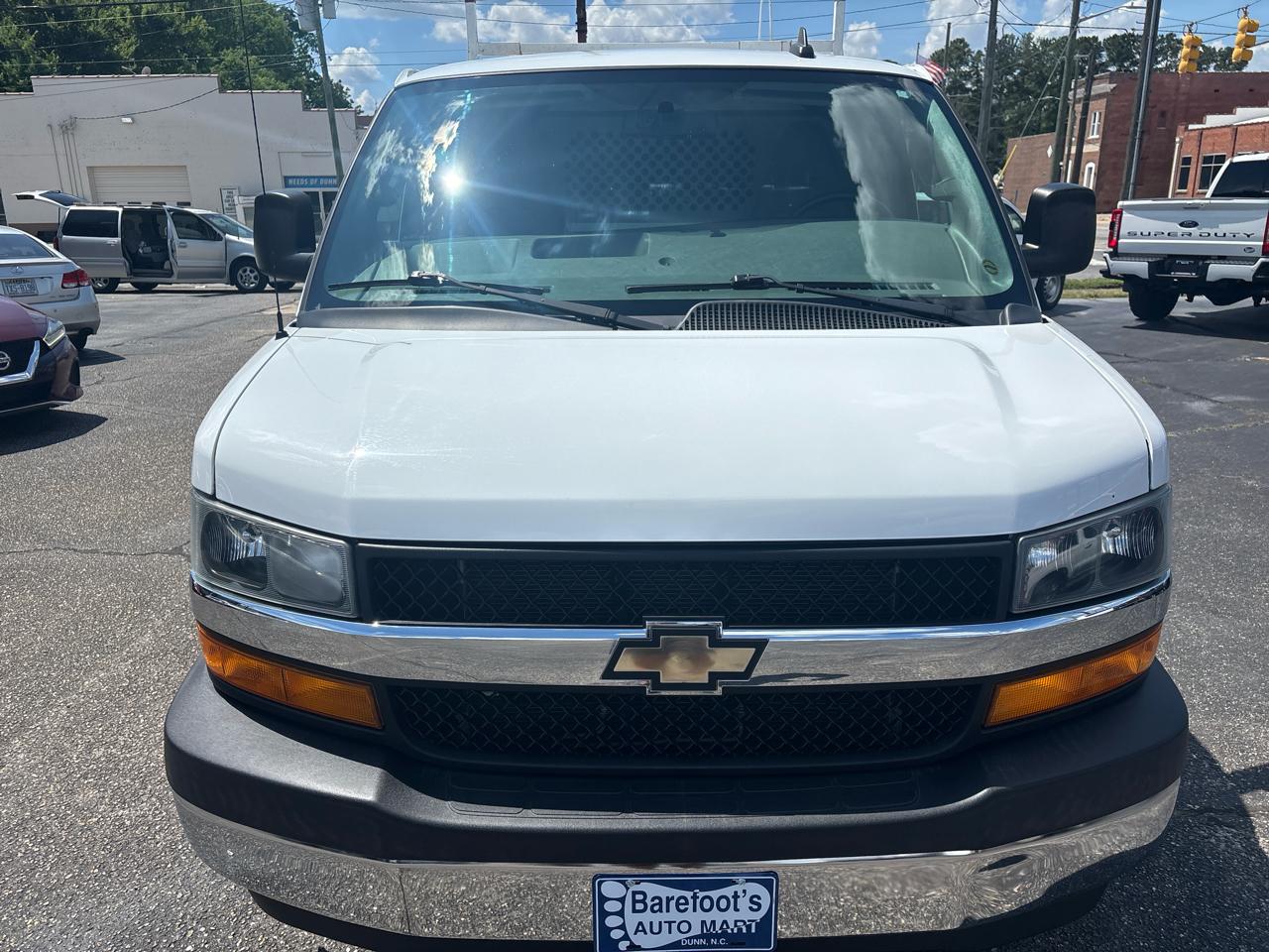 Chevrolet Express Cargo Van RWD 2500 135" 2018