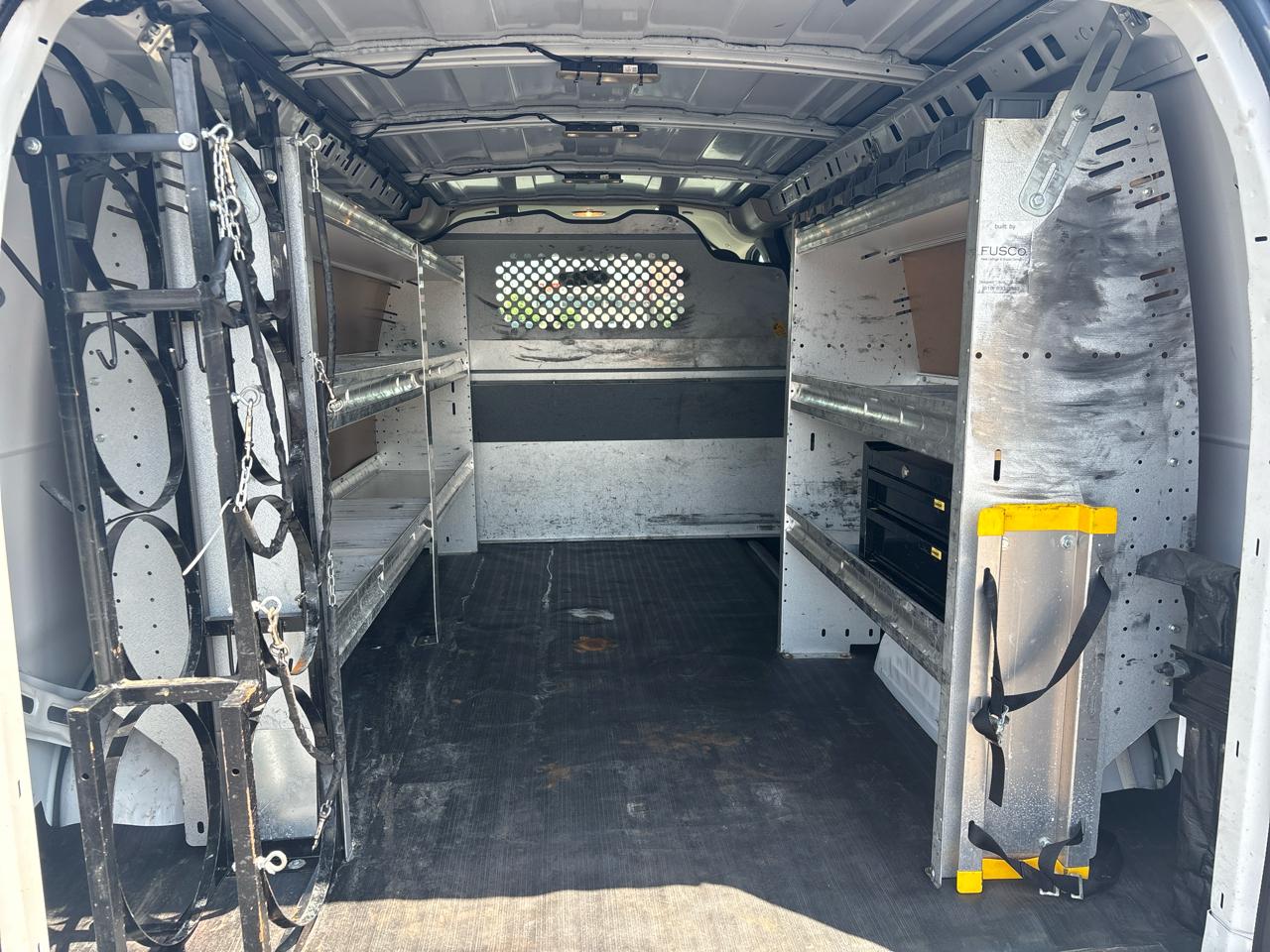 Chevrolet Express Cargo Van RWD 2500 135" 2018