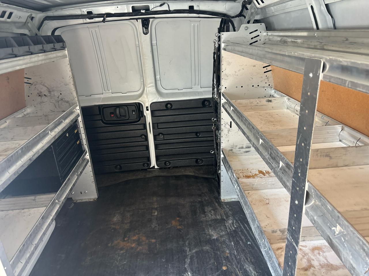Chevrolet Express Cargo Van RWD 2500 135" 2018