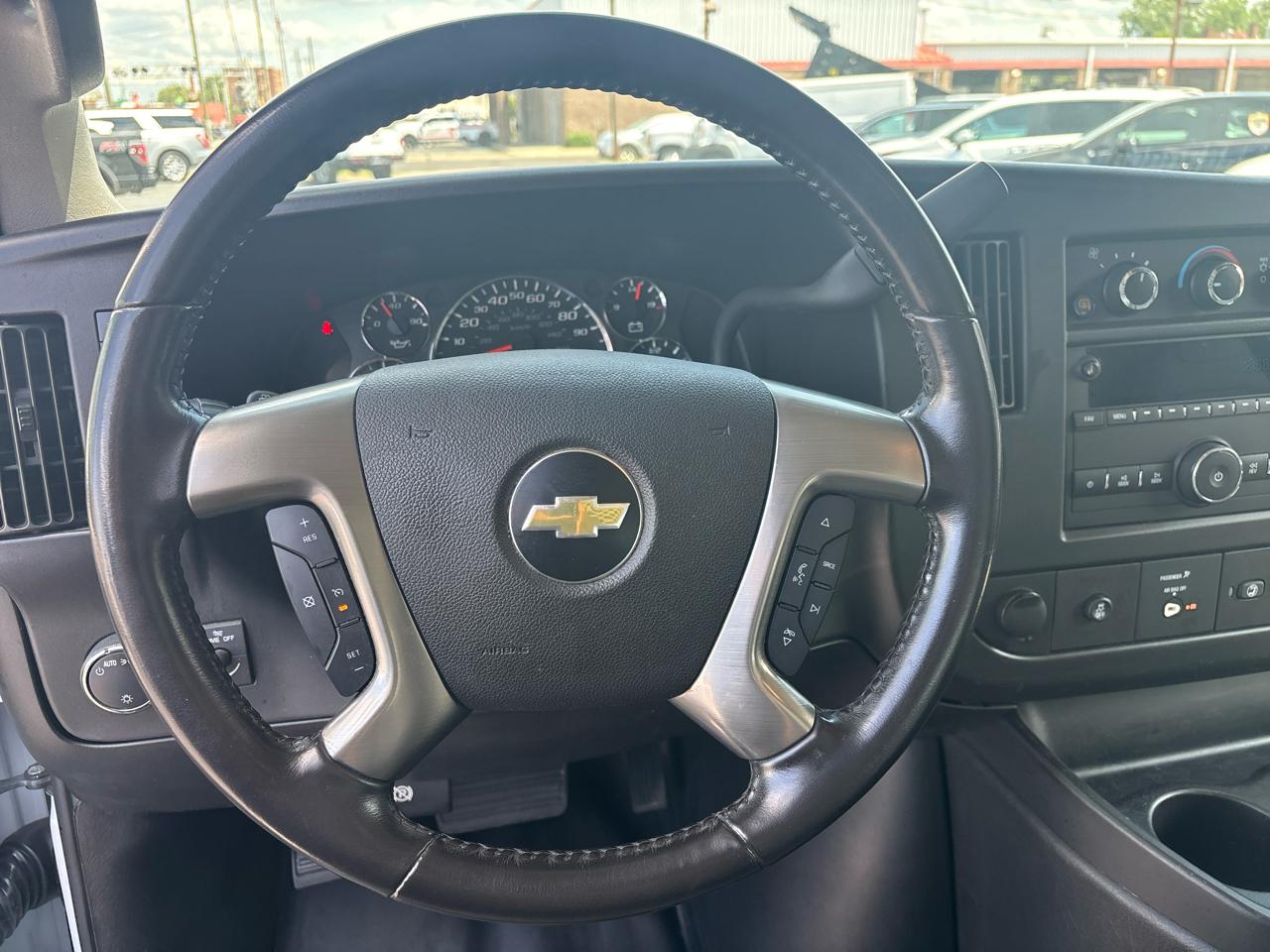 Chevrolet Express Cargo Van RWD 2500 135" 2018