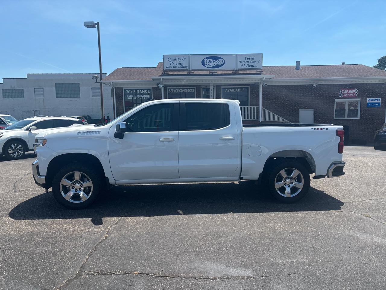 Chevrolet Silverado 1500 4WD Crew Cab 147" LT w/1LT 2021