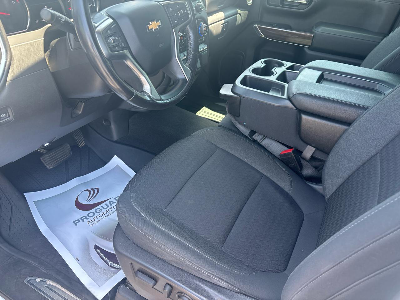 Chevrolet Silverado 1500 4WD Crew Cab 147" LT w/1LT 2021