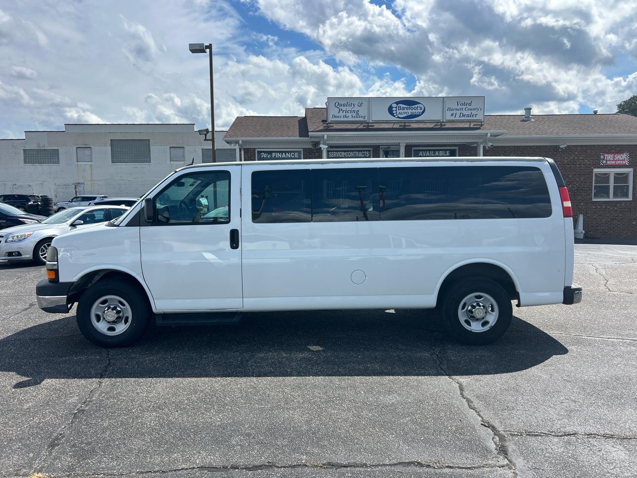 Chevrolet Express Passenger RWD 3500 155" LT w/1LT 2014