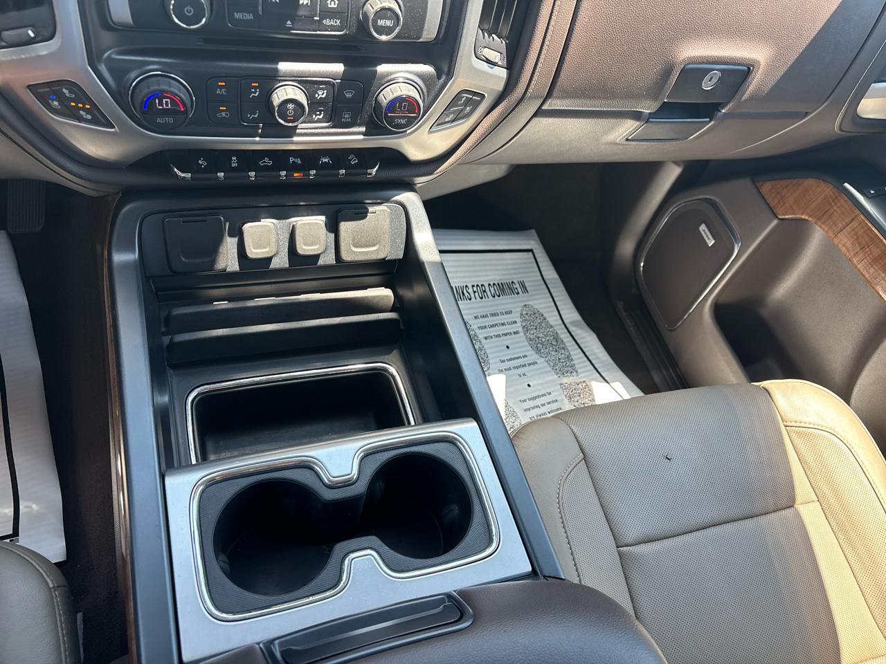 GMC Sierra 1500 4WD Crew Cab 143.5" SLT 2018