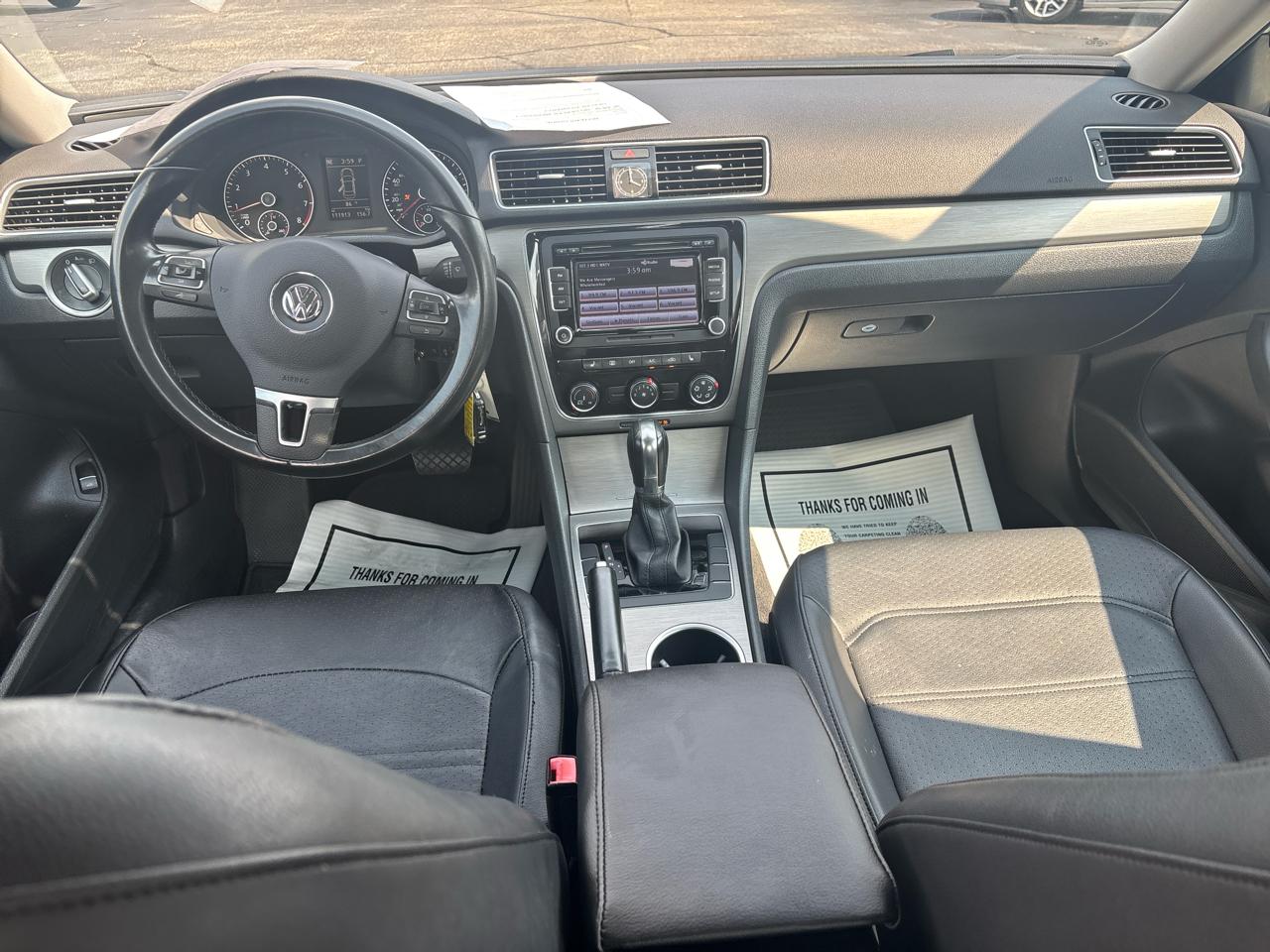 Volkswagen Passat 4dr Sdn 2.5L Auto SE w/Sunroof *Ltd Avail* 2014