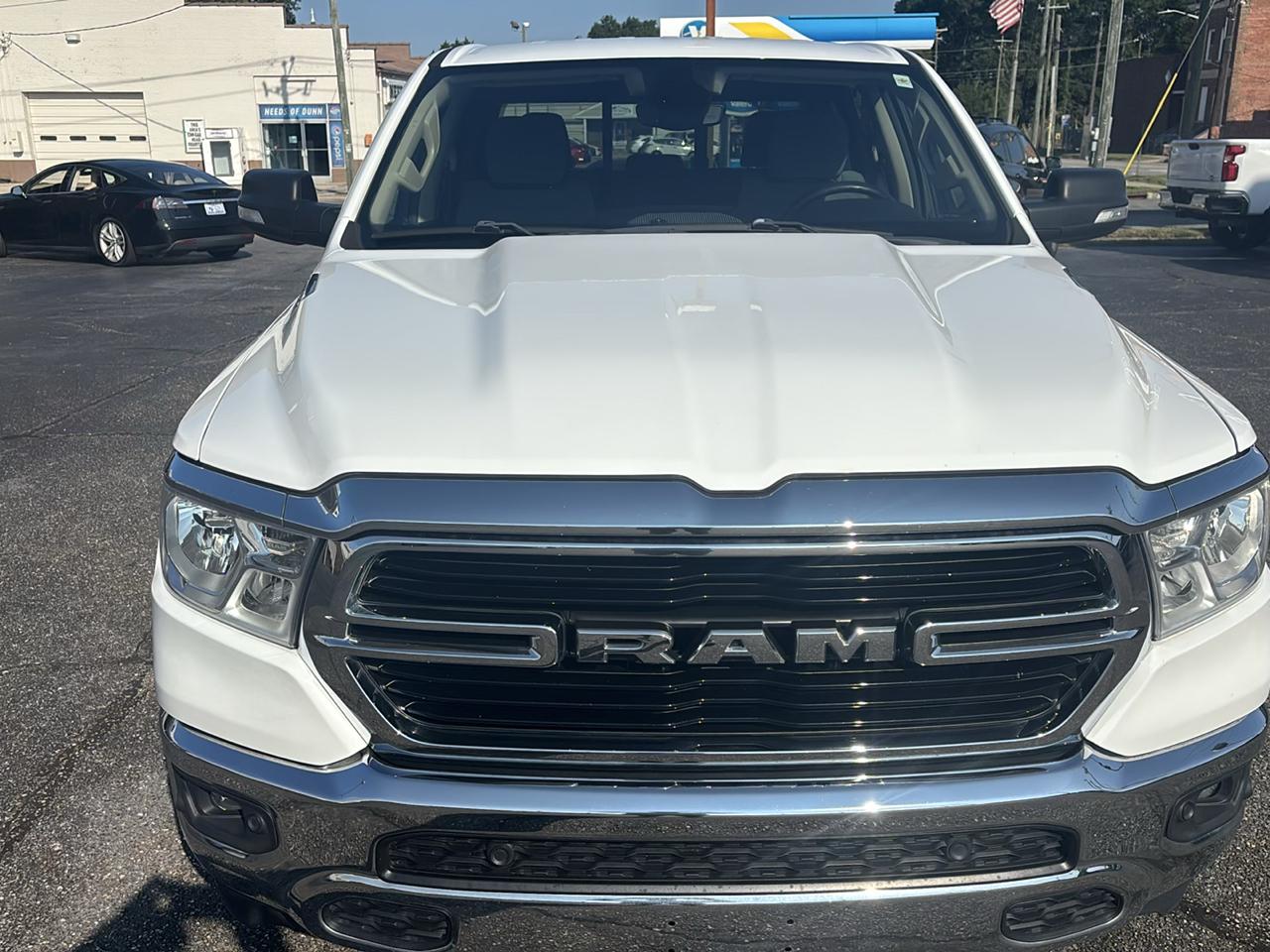 RAM 1500 Big Horn/Lone Star 4x4 Crew Cab 5'7" Box 2019