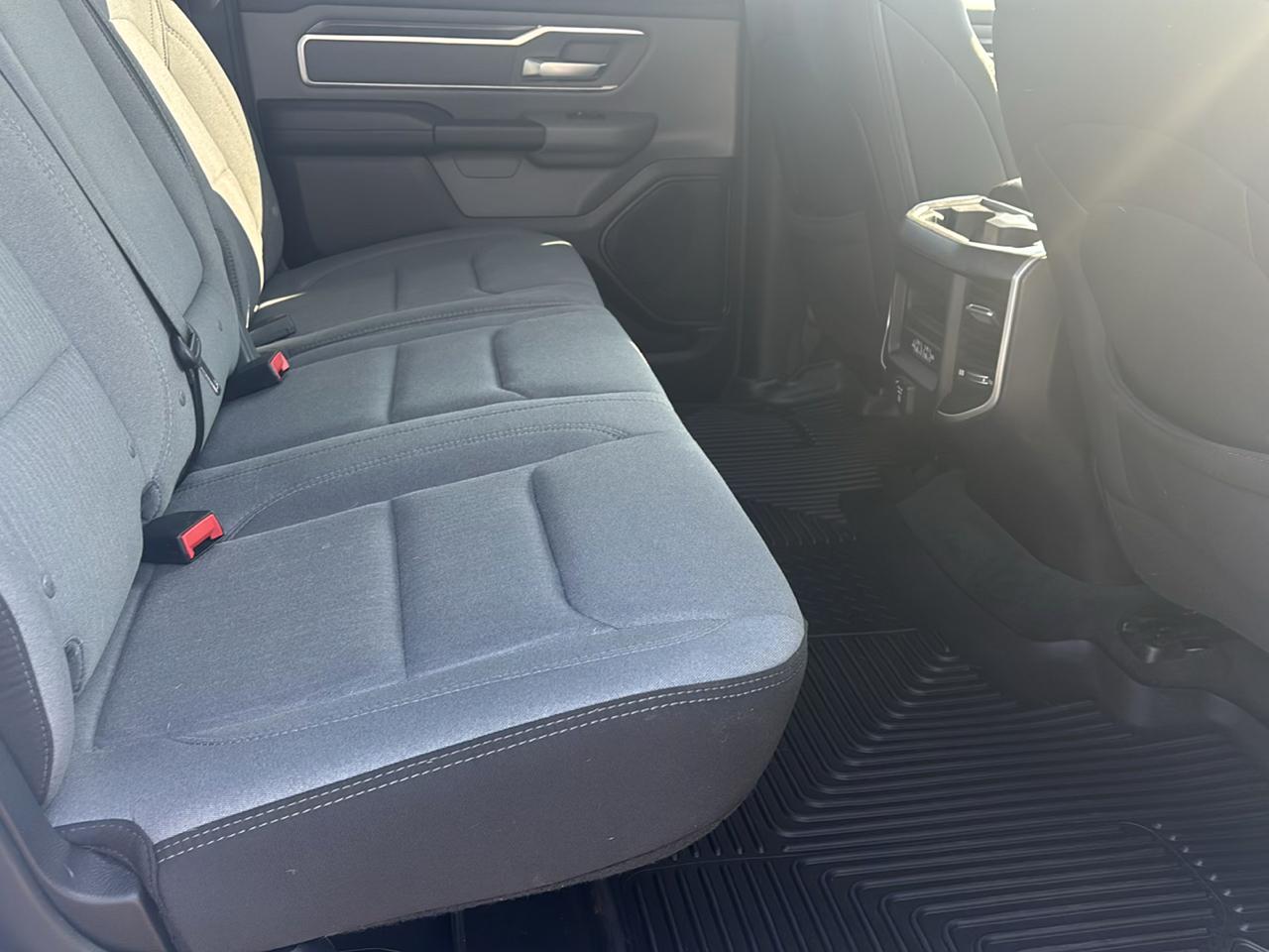 RAM 1500 Big Horn/Lone Star 4x4 Crew Cab 5'7" Box 2019