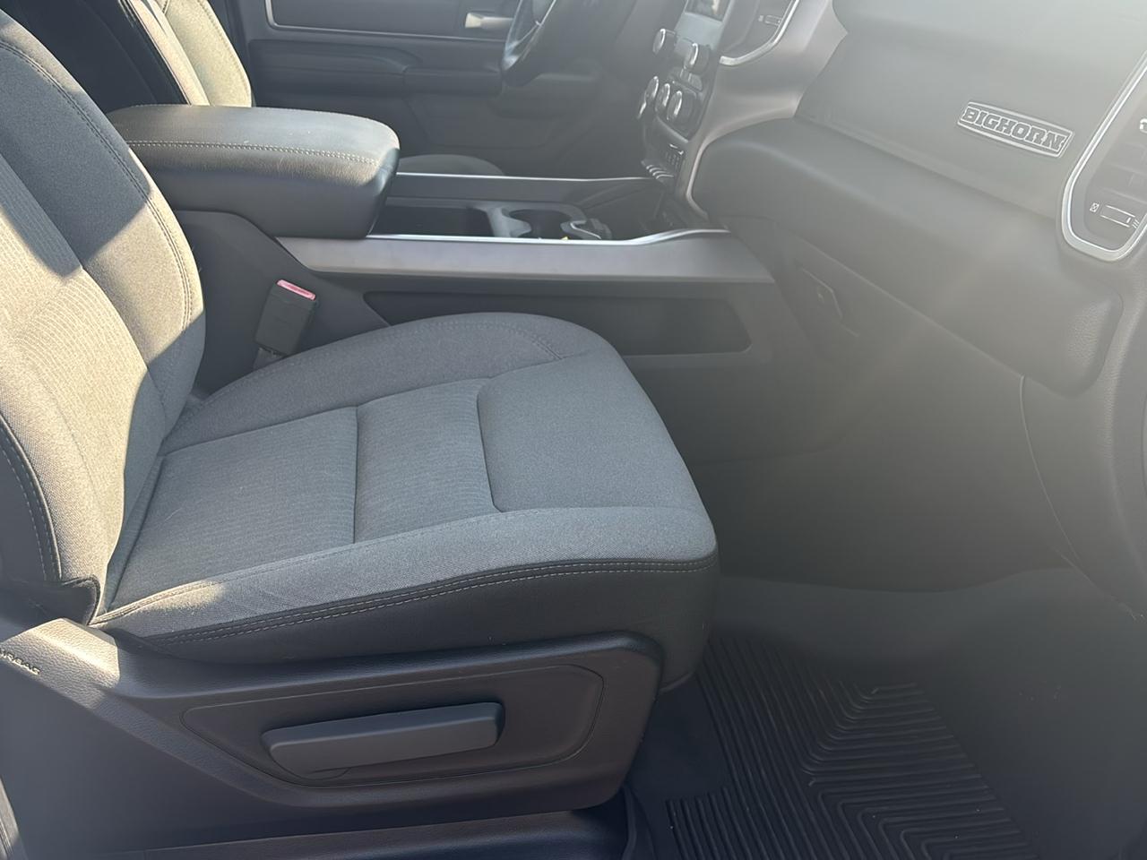 RAM 1500 Big Horn/Lone Star 4x4 Crew Cab 5'7" Box 2019