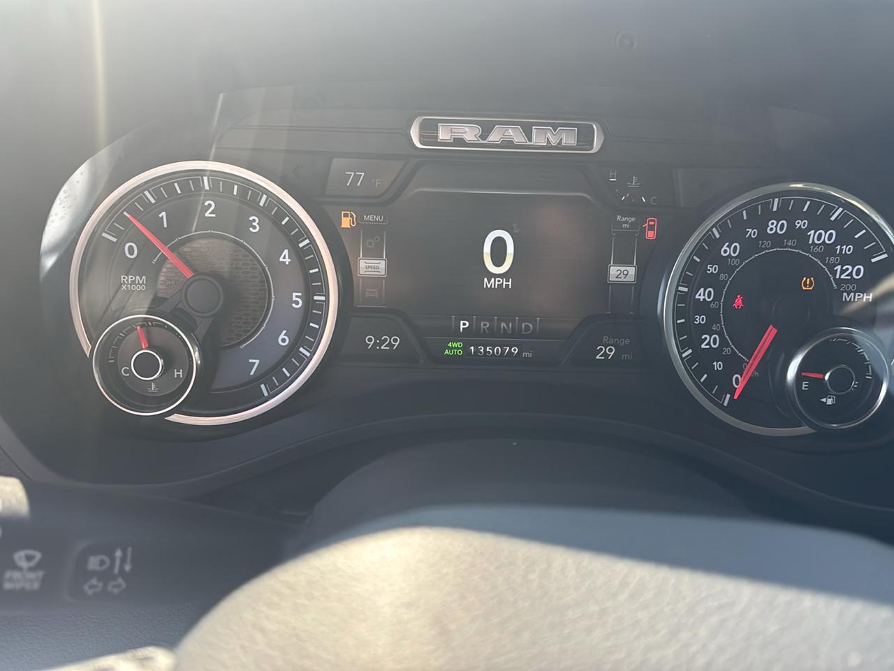 RAM 1500 Big Horn/Lone Star 4x4 Crew Cab 5'7" Box 2019