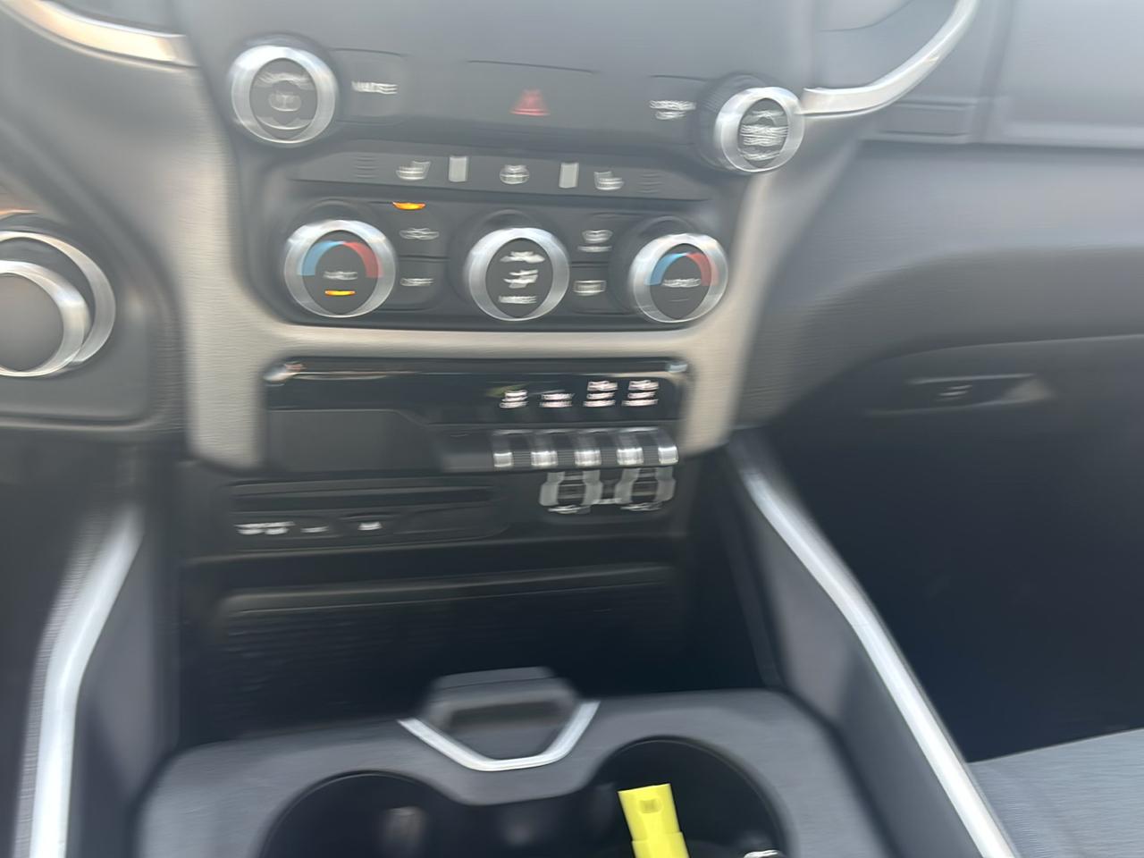 RAM 1500 Big Horn/Lone Star 4x4 Crew Cab 5'7" Box 2019