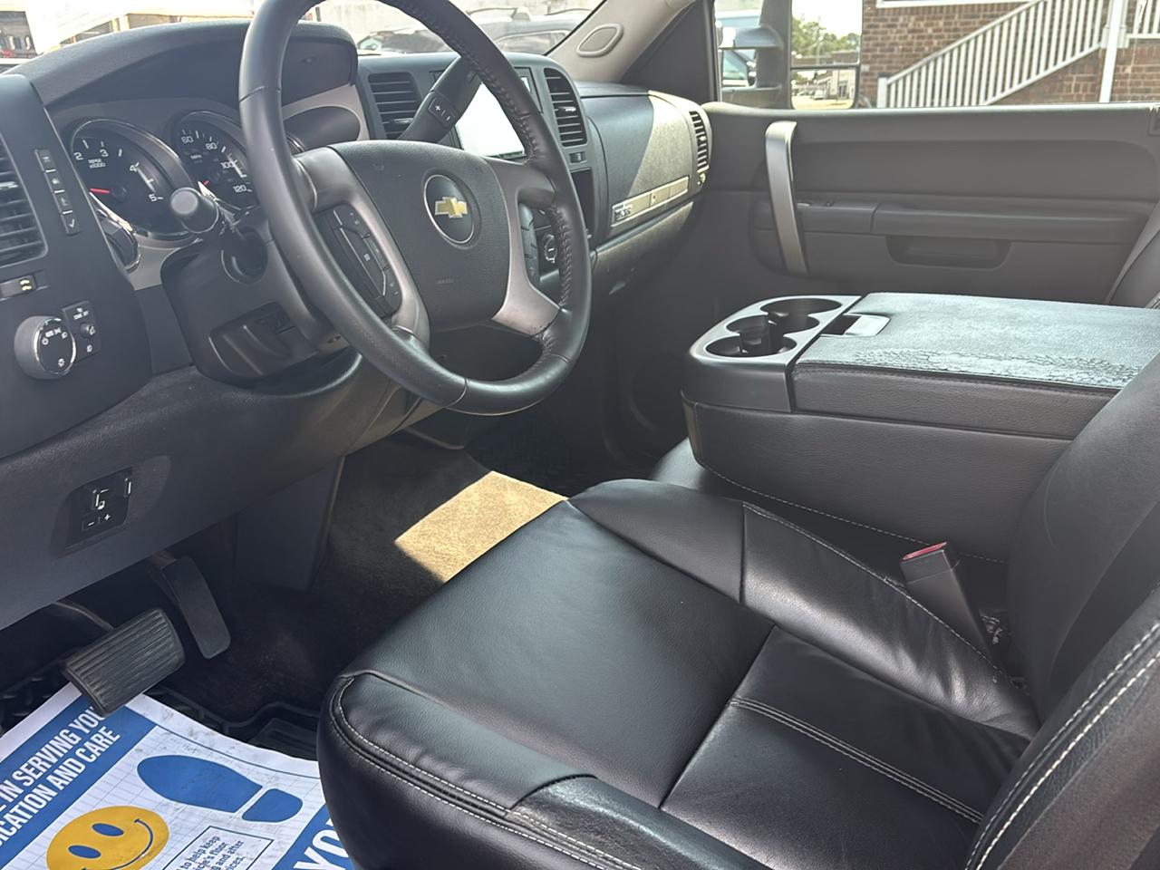 Chevrolet Silverado 2500HD 4WD Crew Cab 153.7" LT 2013