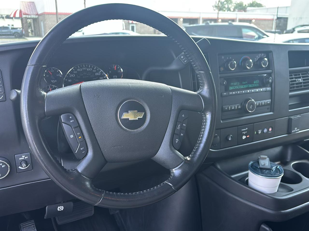 Chevrolet Express Cargo Van RWD 2500 135" 2023