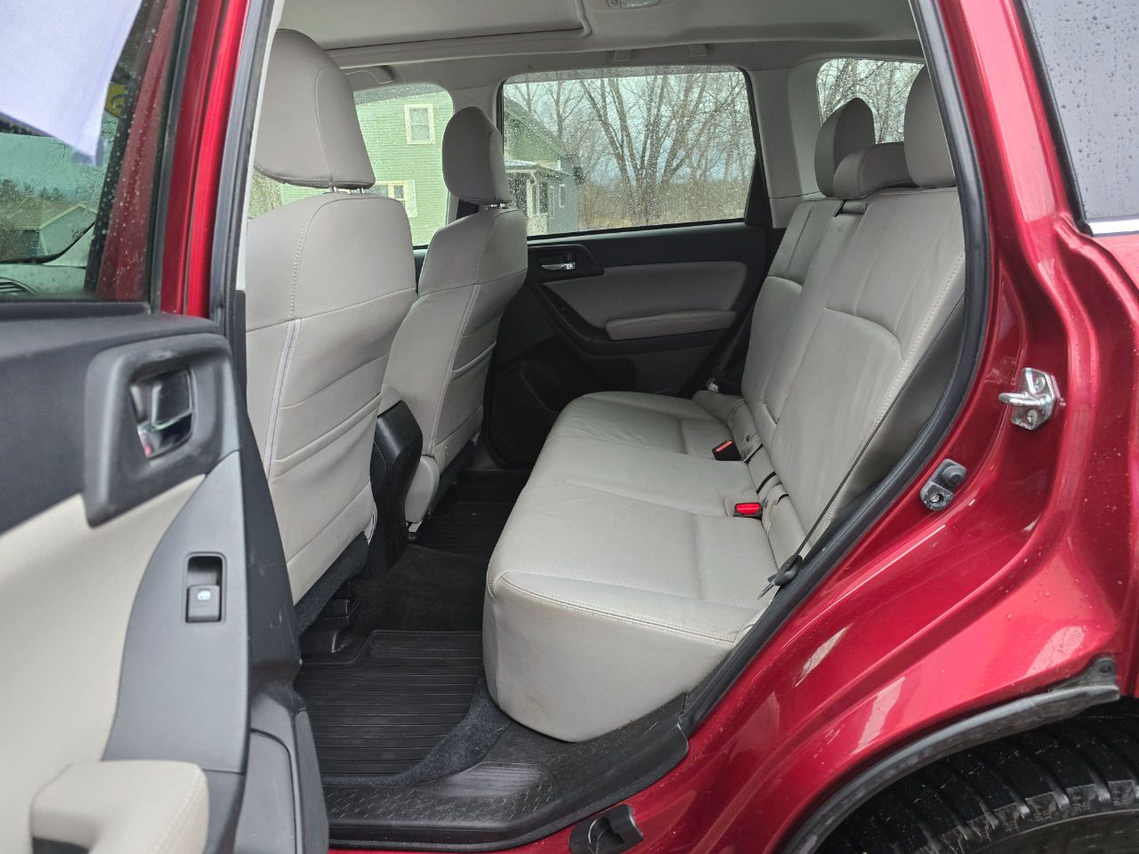 Subaru Forester 2.5i Limited 2015