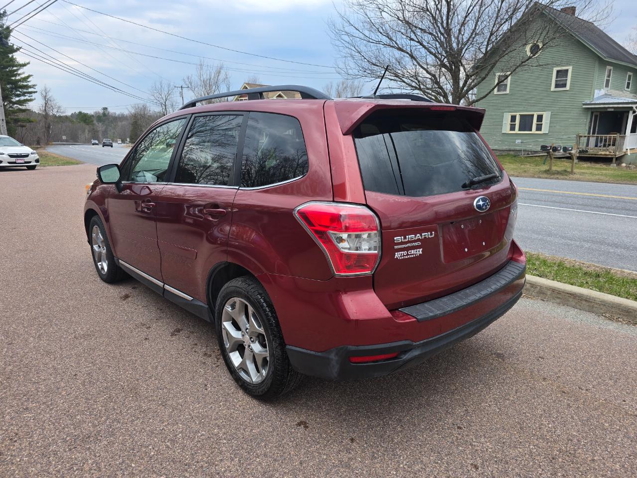 Subaru Forester 2.5i Touring 2015