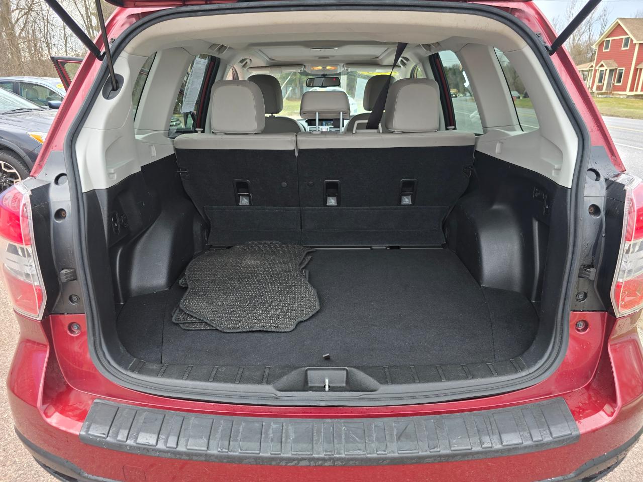 Subaru Forester 2.5i Touring 2015