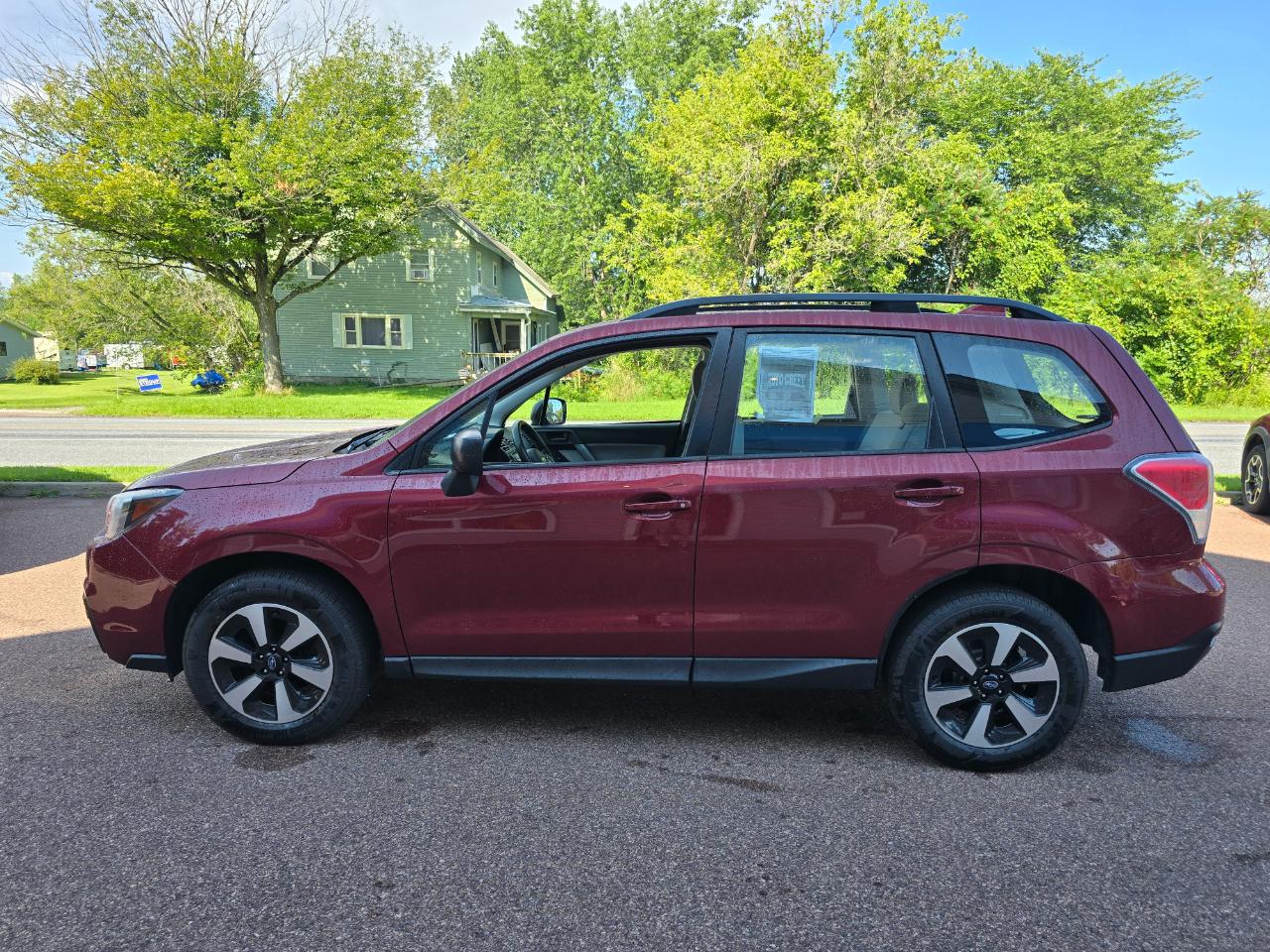 2017 Subaru Forester Base - Photo 8