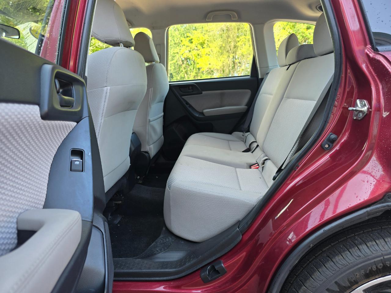 2017 Subaru Forester Base - Photo 11
