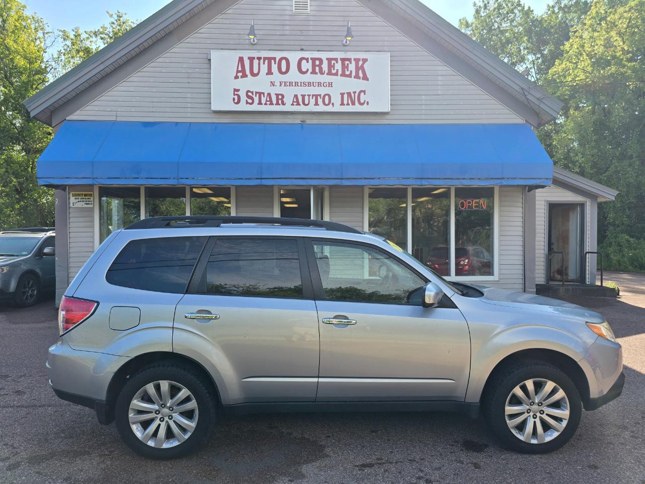 Subaru Forester 2.5X Premium 2012