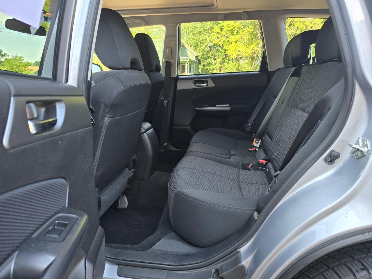 Subaru Forester 2.5X Premium 2012