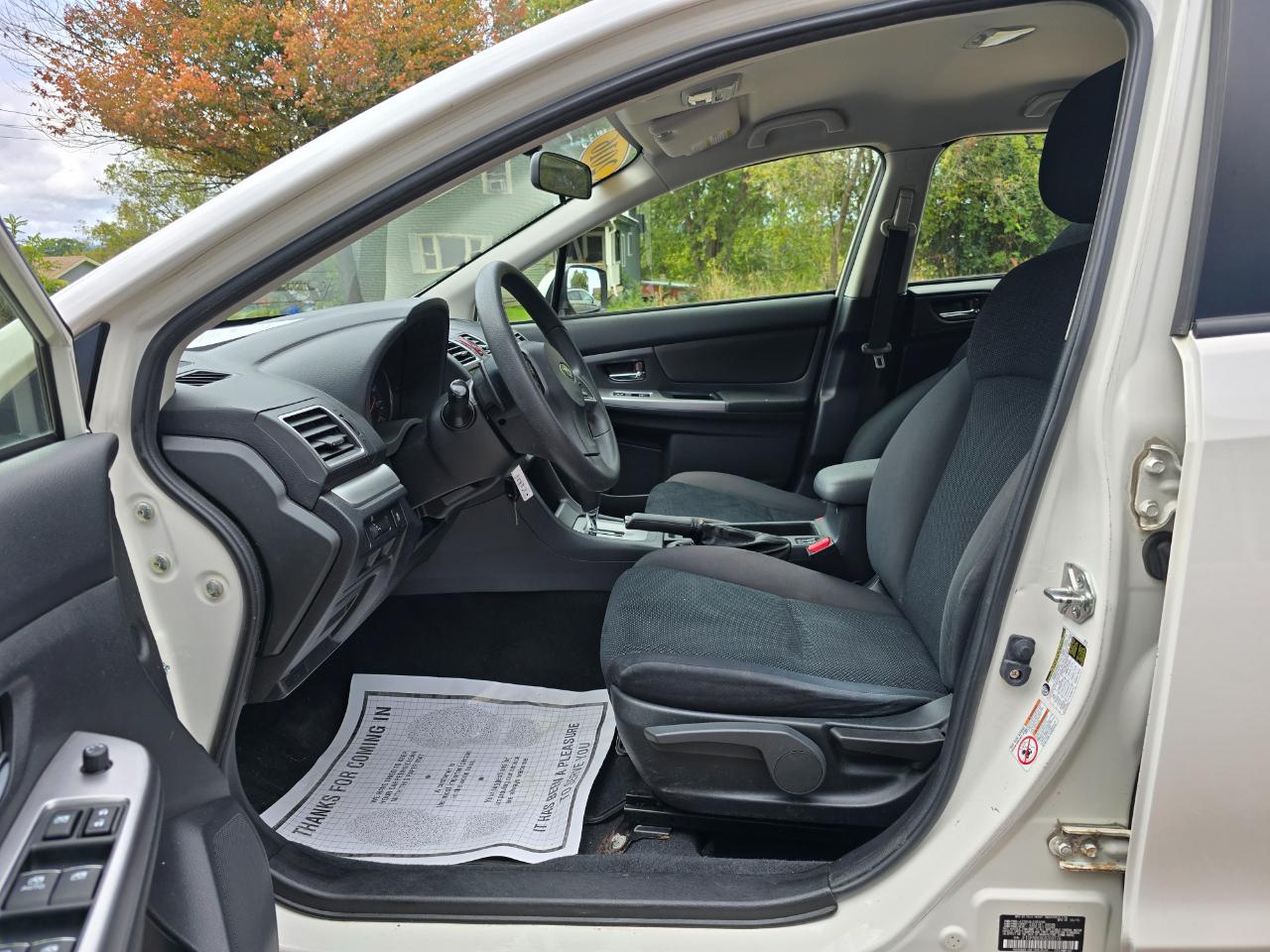 Subaru Impreza 2.0i Premium PZEV 5-Door 2016