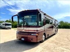2003 Winnebago Ultimate Advantage 