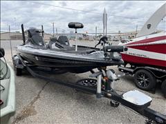 2015 Skeeter FX 21 
