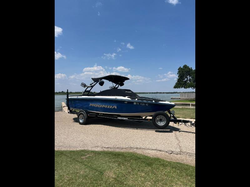 Moomba Mobius LSV  2012