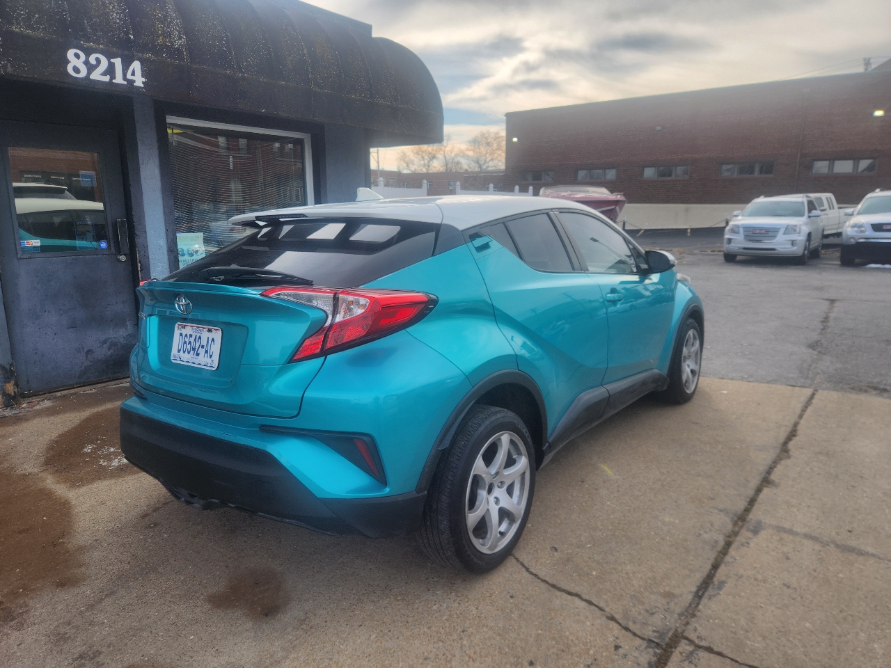 Toyota C-HR XLE 2018