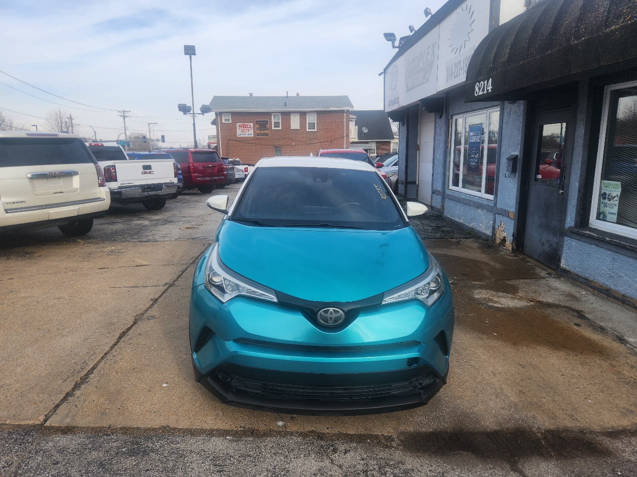 Toyota C-HR XLE 2018