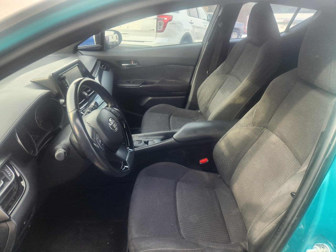 Toyota C-HR XLE 2018