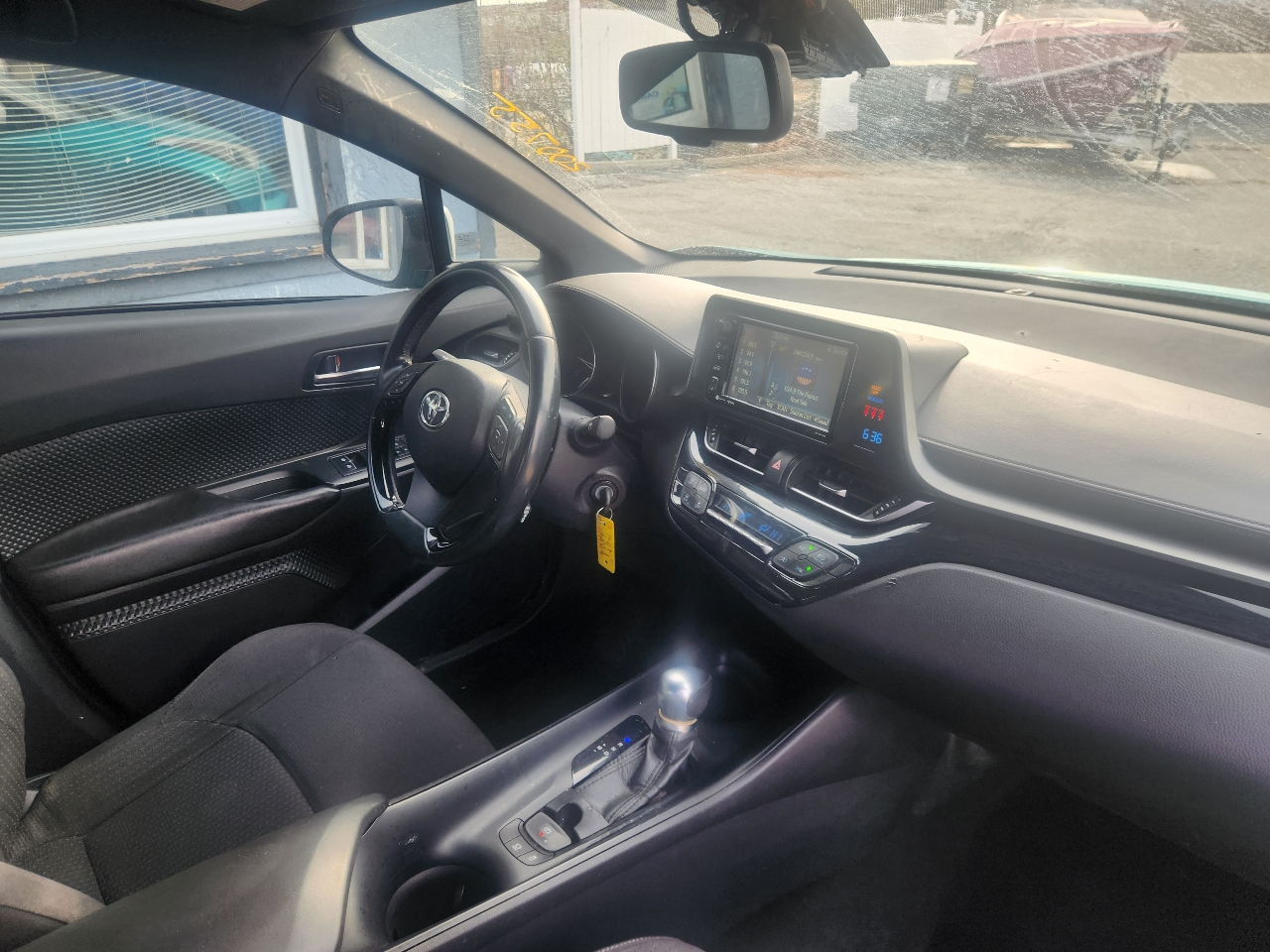 Toyota C-HR XLE 2018