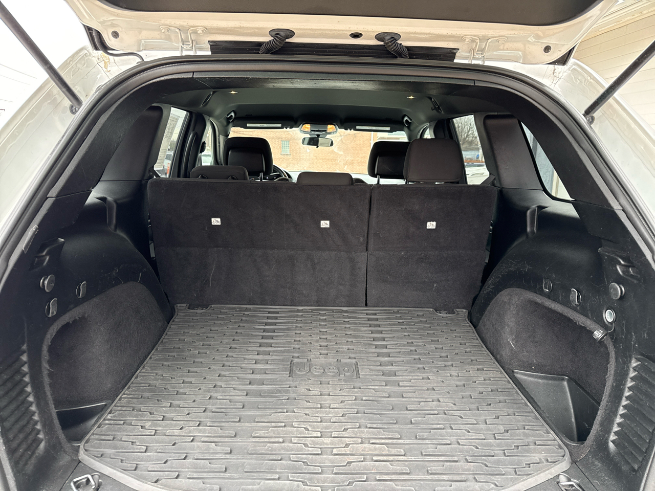 Jeep Grand Cherokee Laredo 4WD 2018