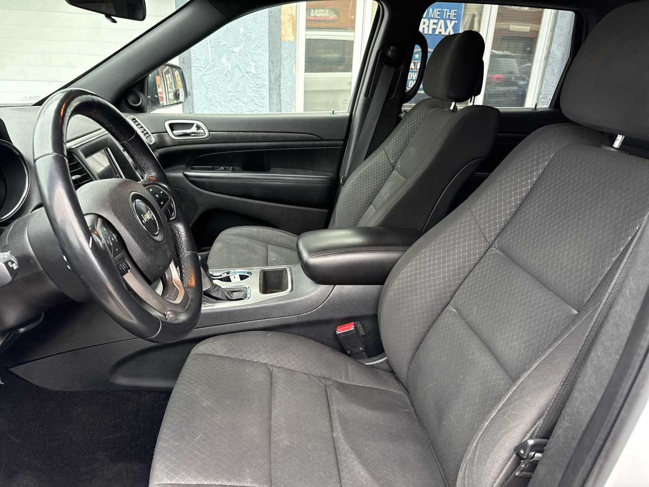 Jeep Grand Cherokee Laredo 4WD 2018