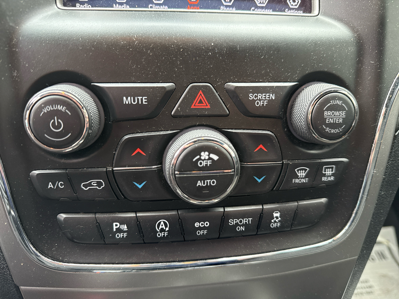 Jeep Grand Cherokee Laredo 4WD 2018