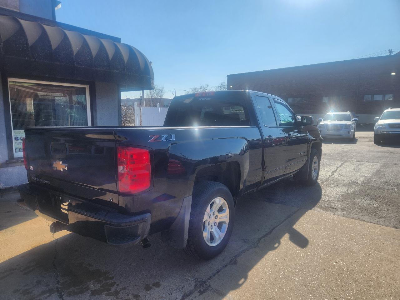 Chevrolet Silverado 1500 LT Double Cab 4WD 2018