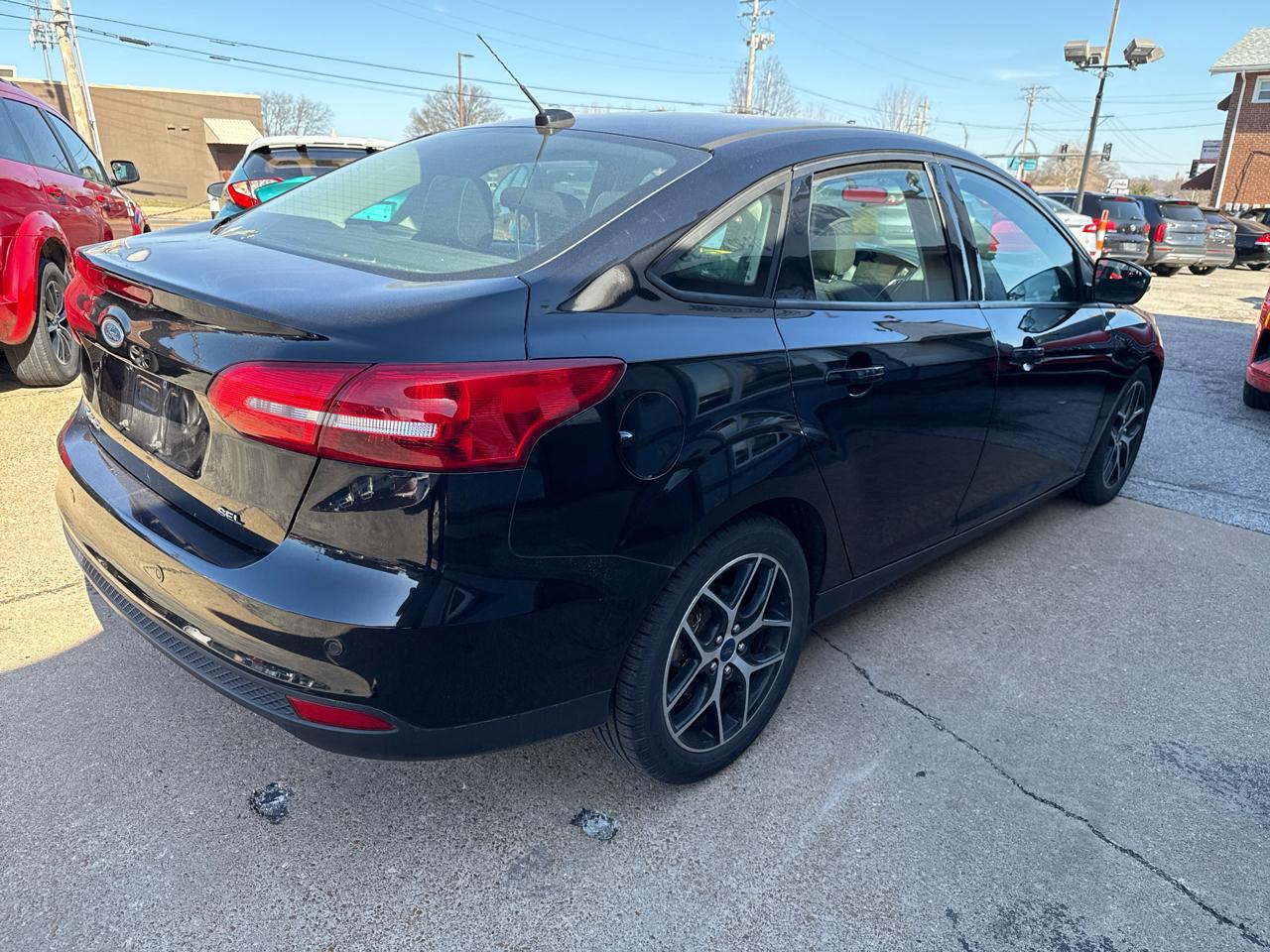 Ford Focus SEL 4D Sedan 2018