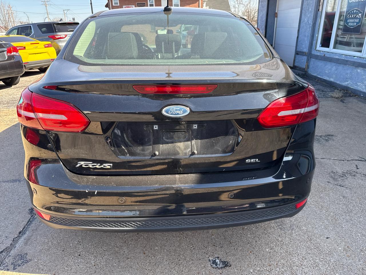 Ford Focus SEL 4D Sedan 2018